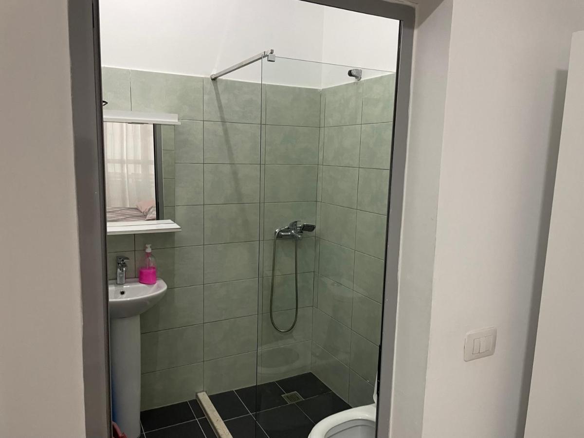 Apartamento Shengjin